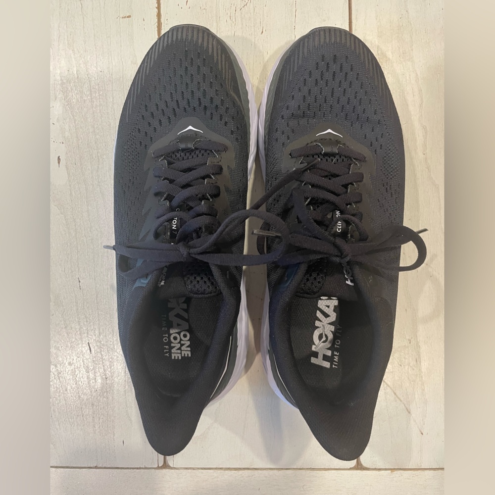 HOKA Clifton 7 WIDE